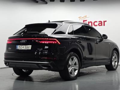 2021 Audi Q8