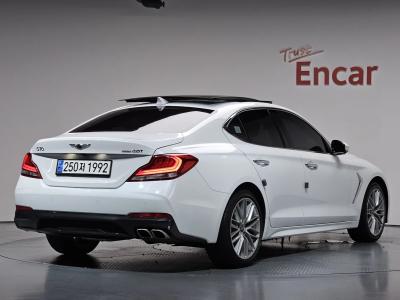 2020 Genesis G70