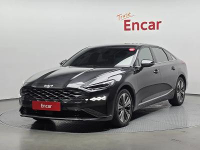 2022 Kia K8