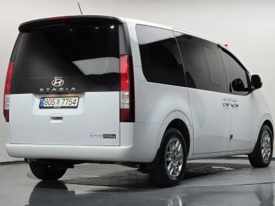 2025 Hyundai Staria