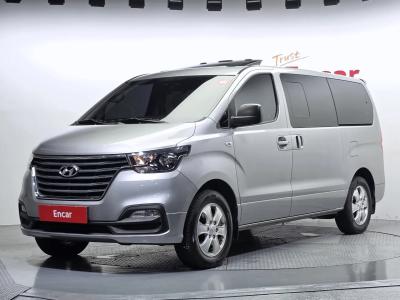 2020 Hyundai Starex