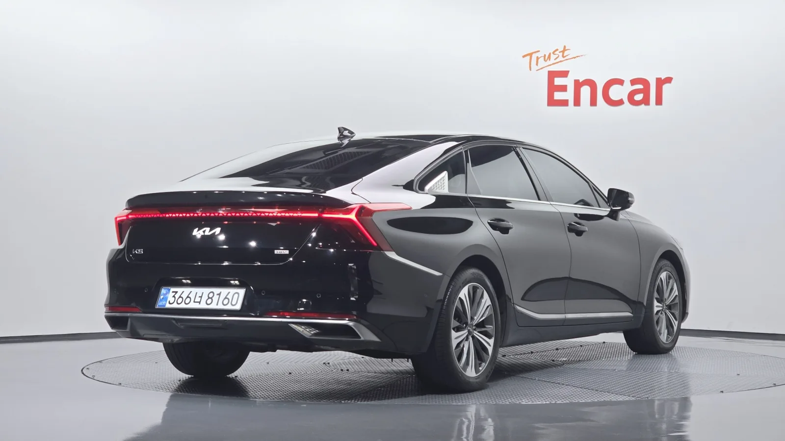 2023 Kia K8