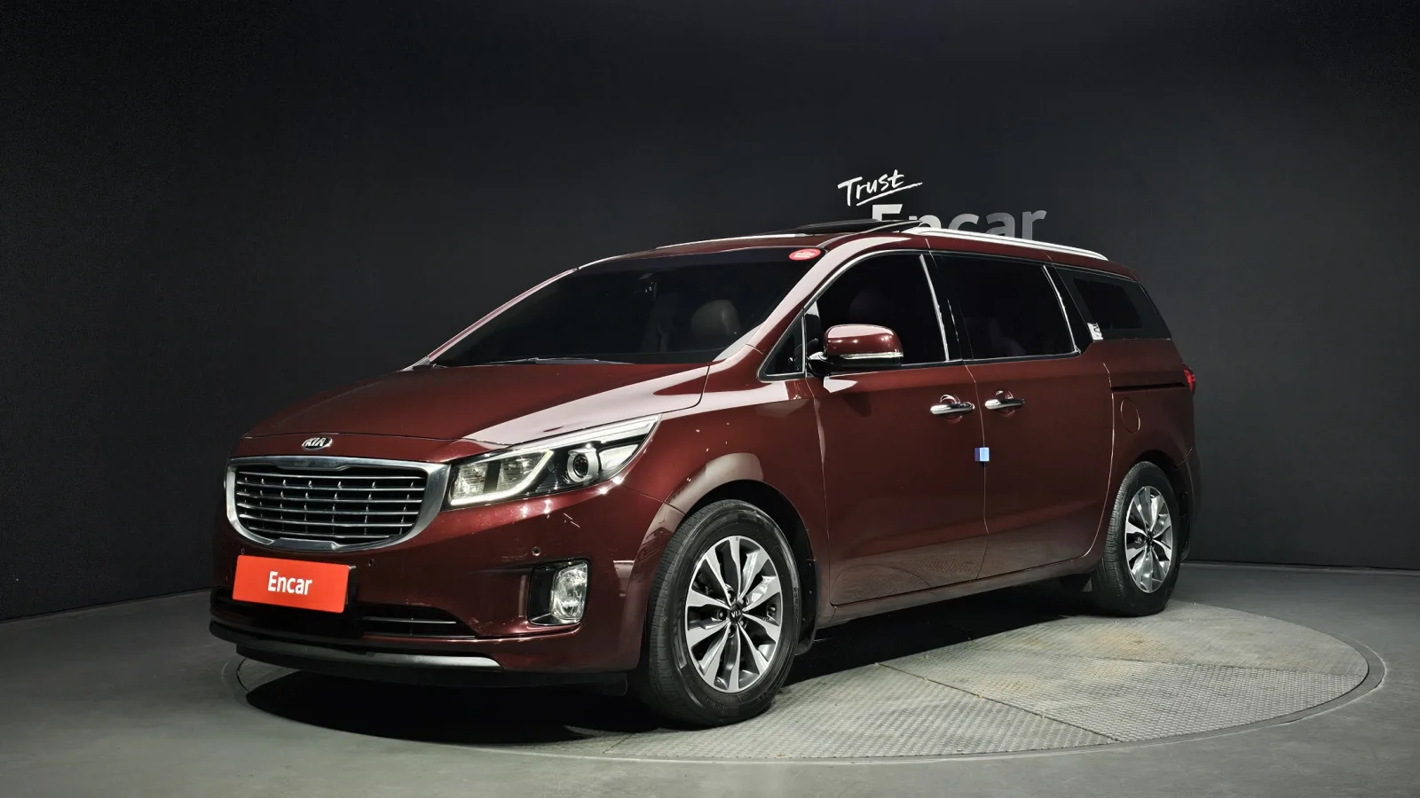2015 Kia Carnival