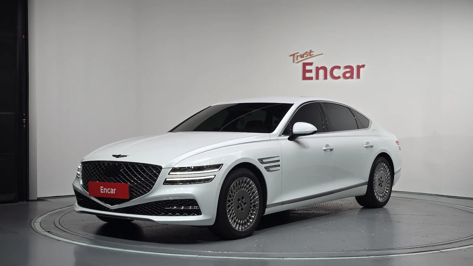 2021 Genesis G80
