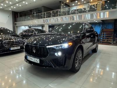 2020 Maserati Levante