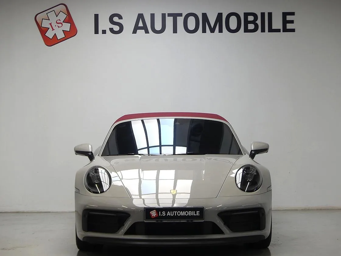 2022 Porsche 911