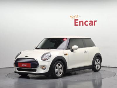 2015 MINI Cooper
