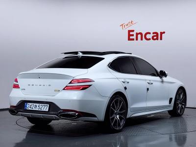 2021 Genesis G70