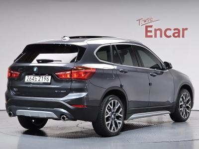 2022 BMW X1