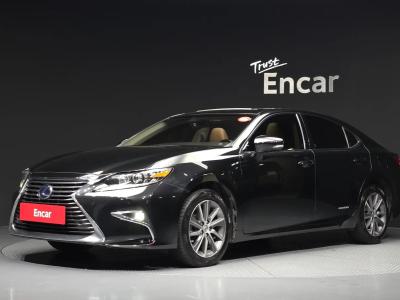 2016 Lexus ES