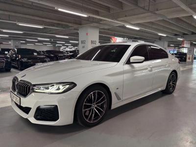 2022 BMW 5-Series