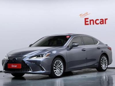 2021 Lexus ES