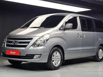 2018 Hyundai Starex