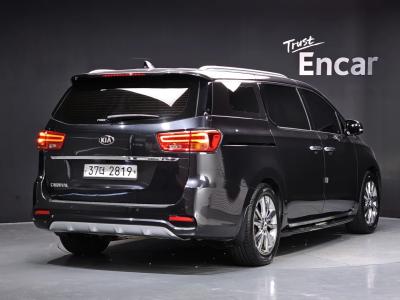 2019 Kia Carnival