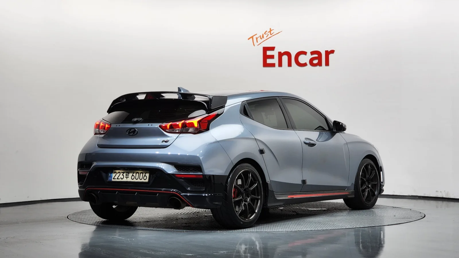 2019 Hyundai Veloster