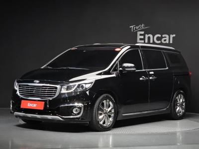 2015 Kia Carnival