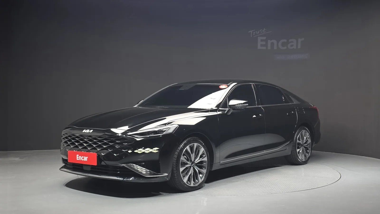 2023 Kia K8