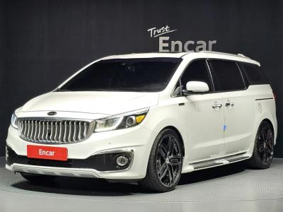 2017 Kia Carnival