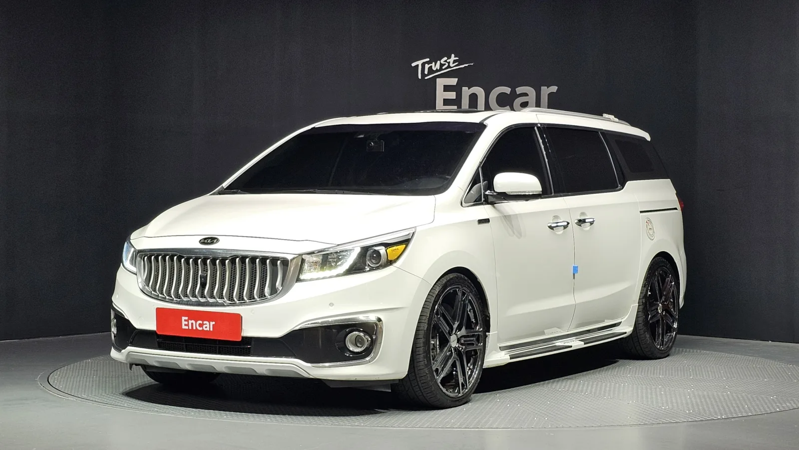 2017 Kia Carnival