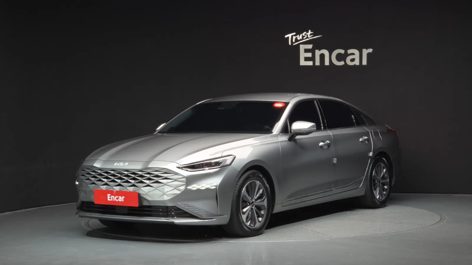 2023 Kia K8
