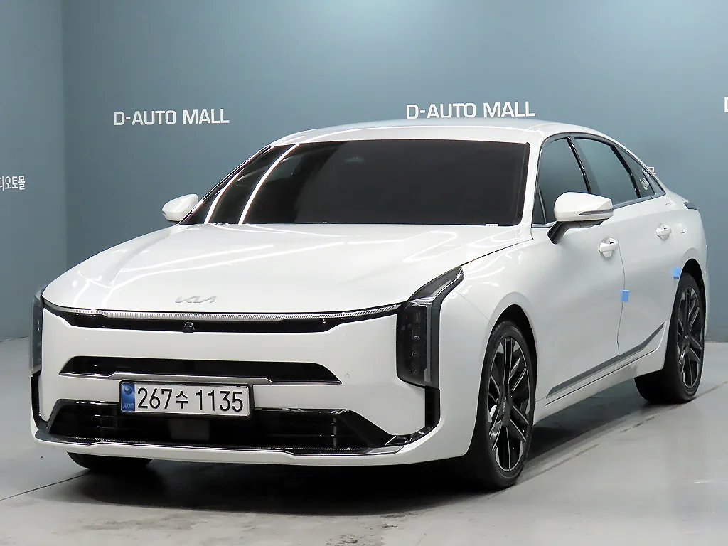 2026 Kia K8