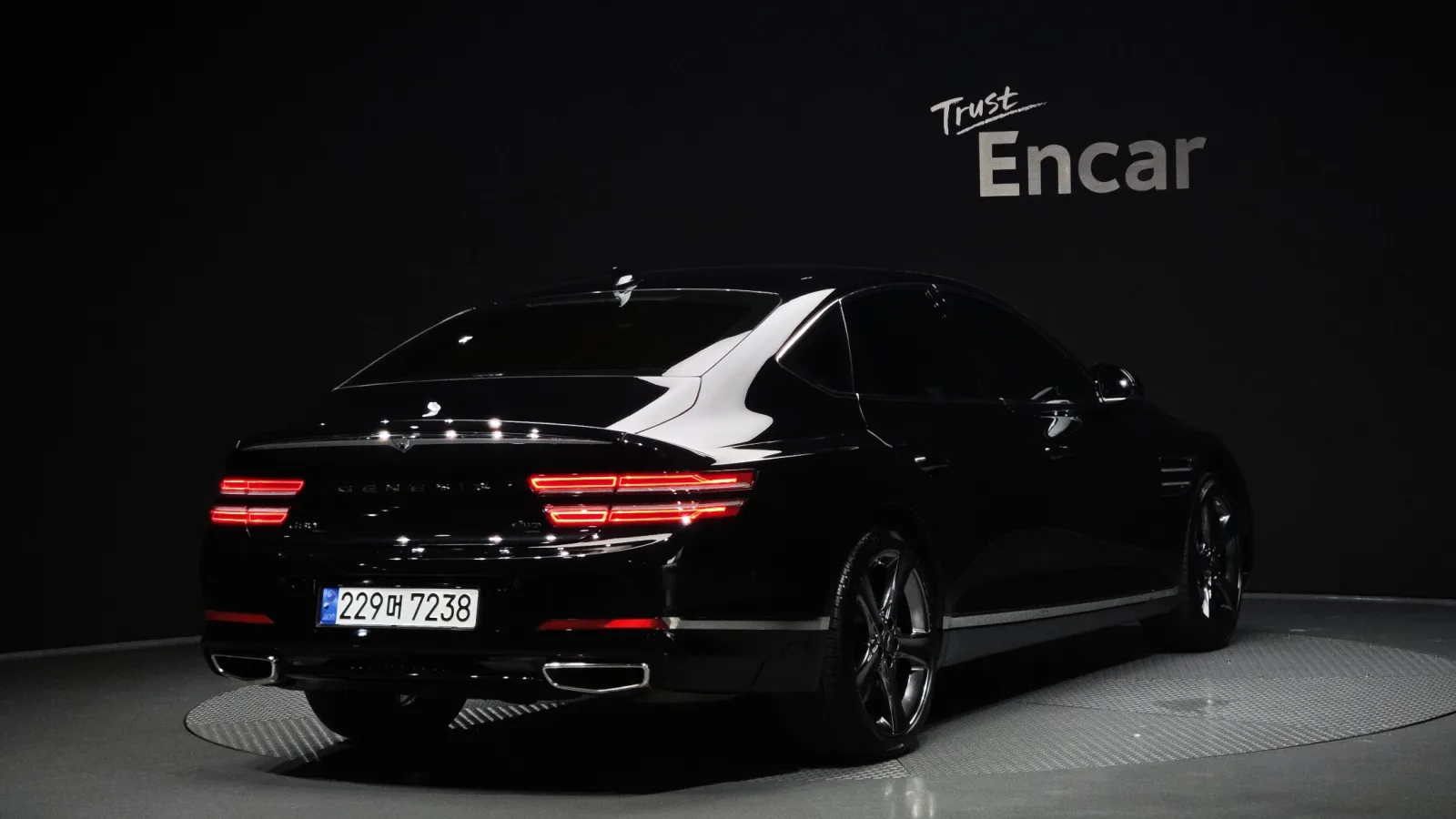2022 Genesis G80