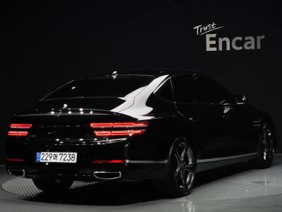 2022 Genesis G80