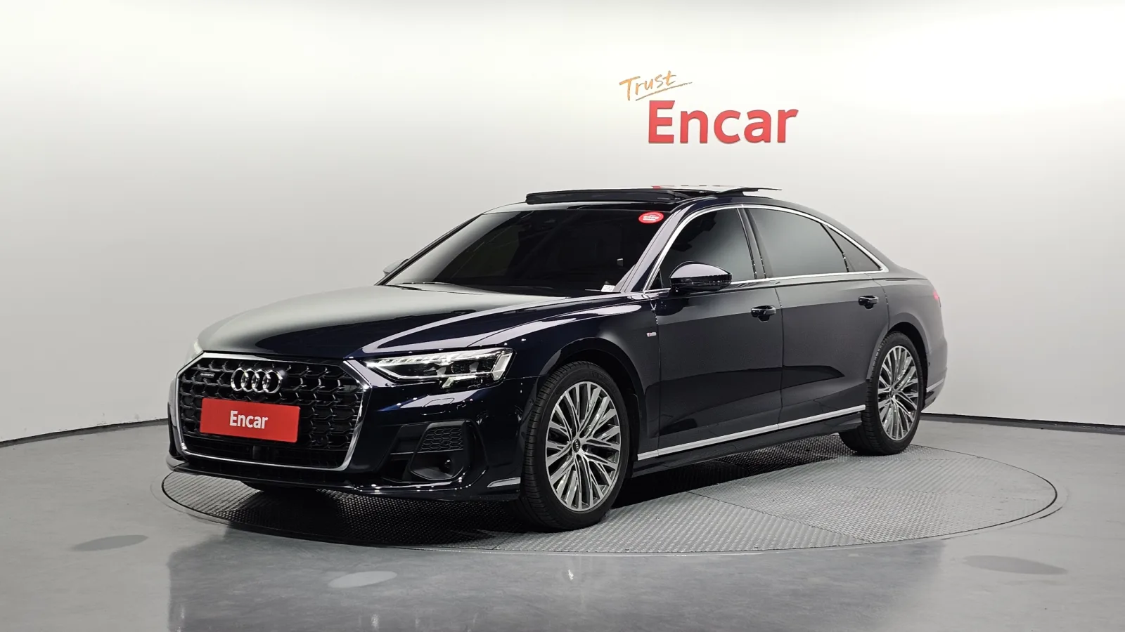 2022 Audi A8