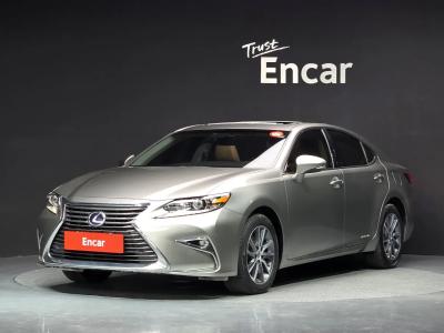 2018 Lexus ES