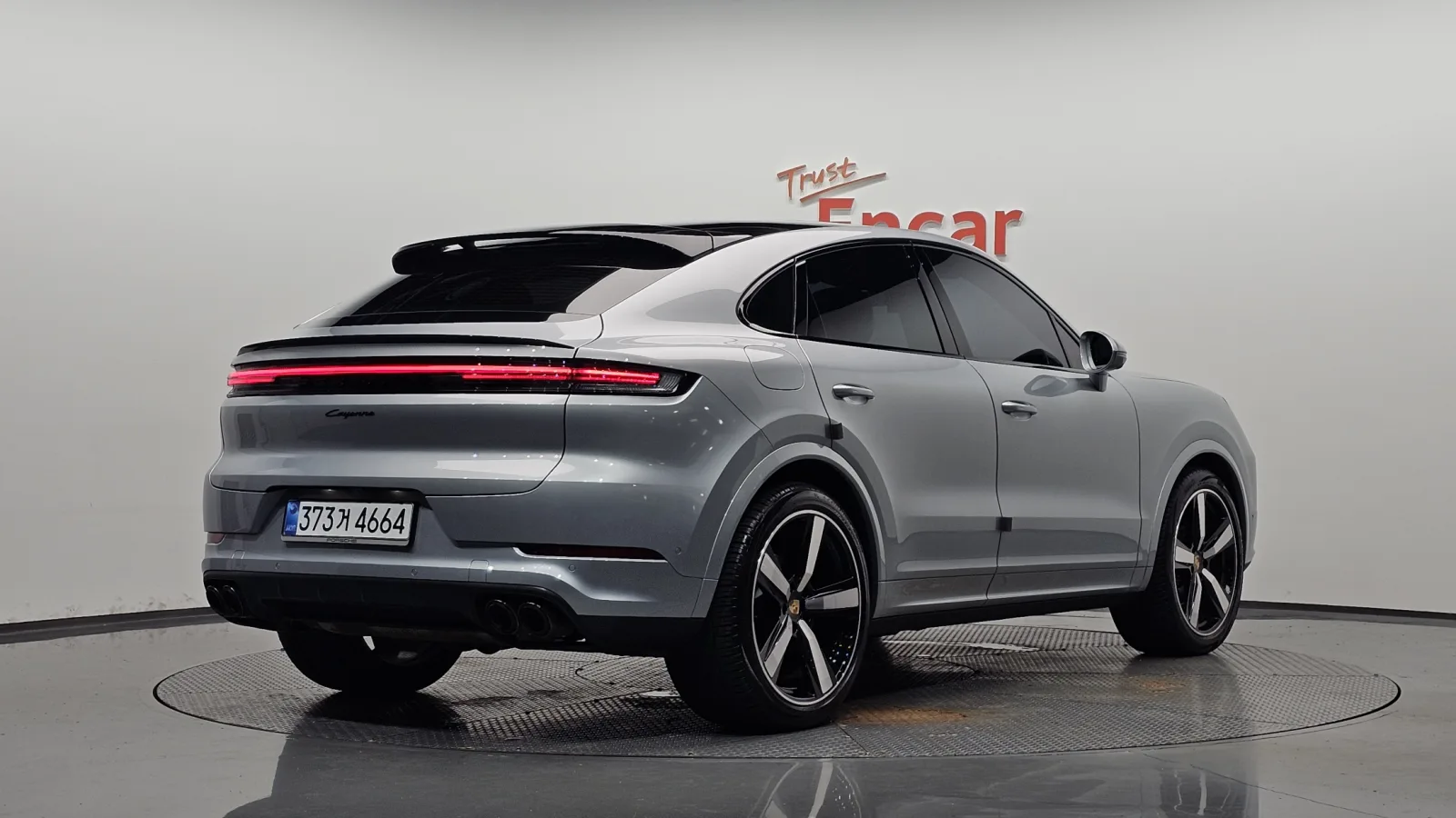 2024 Porsche Cayenne