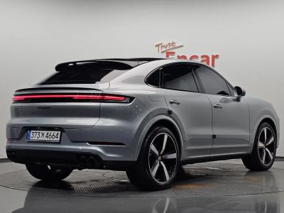2024 Porsche Cayenne