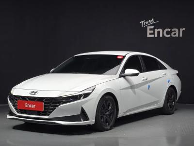 2022 Hyundai Elantra
