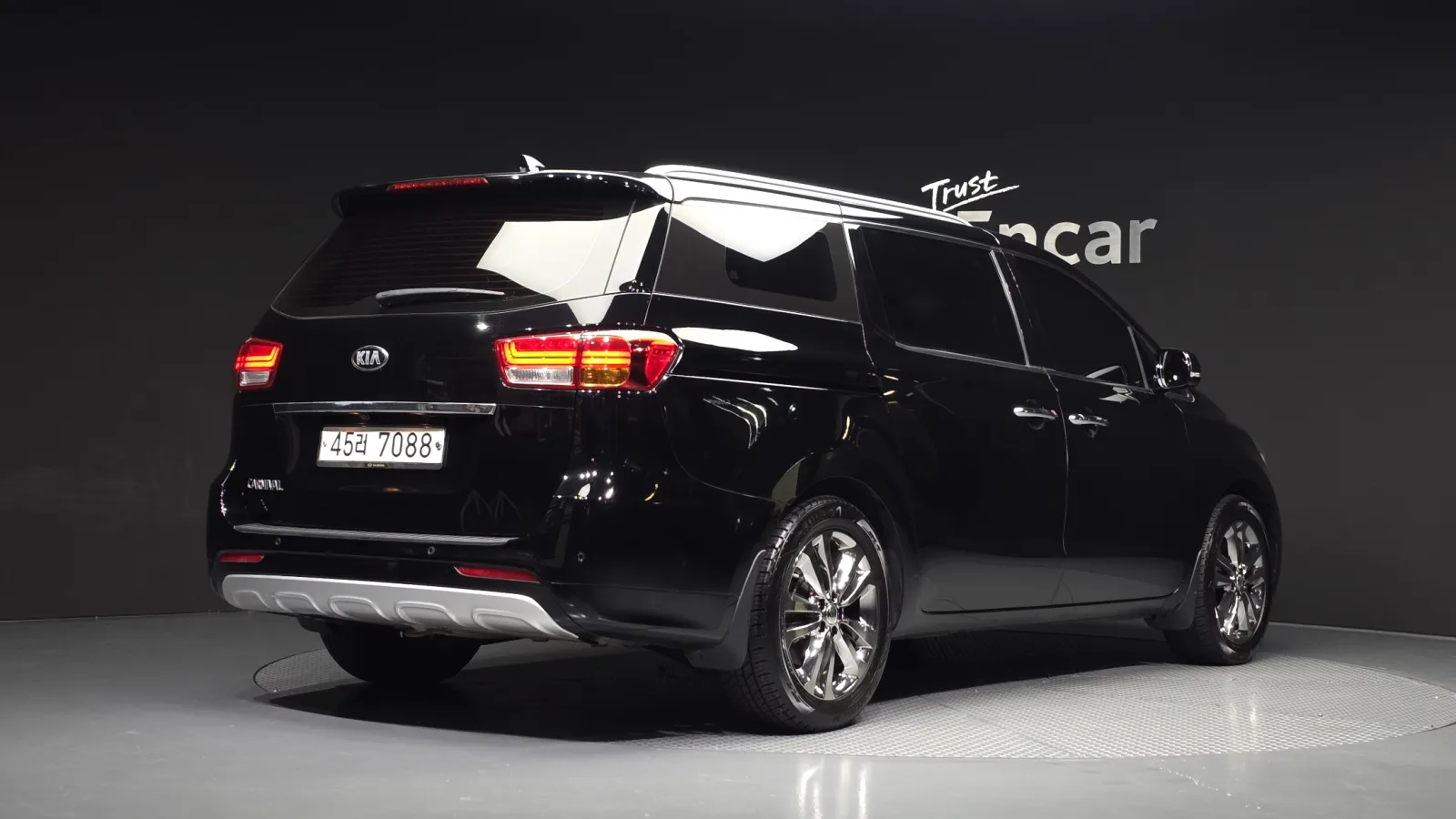 2018 Kia Carnival