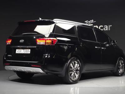 2018 Kia Carnival