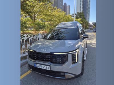 2025 Kia Carnival