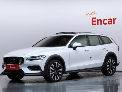 2024 Volvo V60