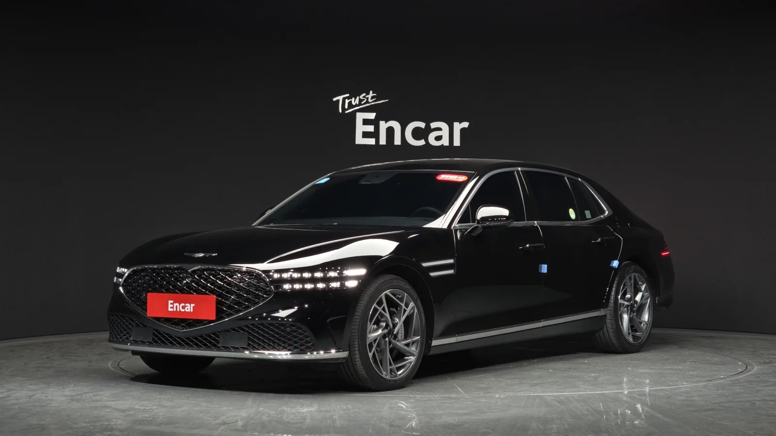 2023 Genesis G90