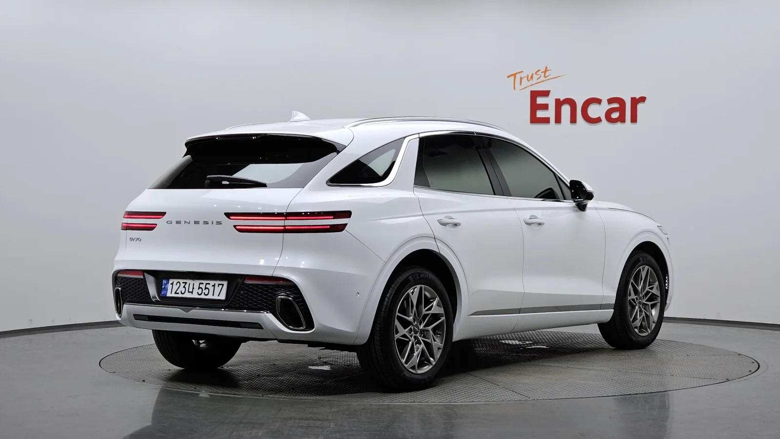 2023 Genesis GV70