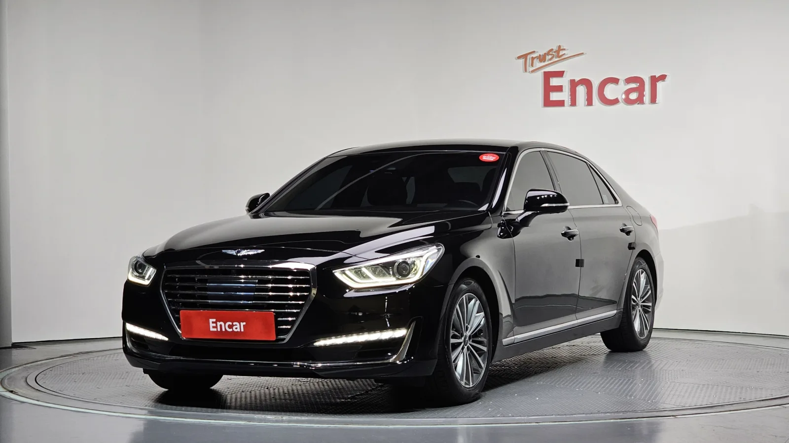 2016 Genesis EQ900