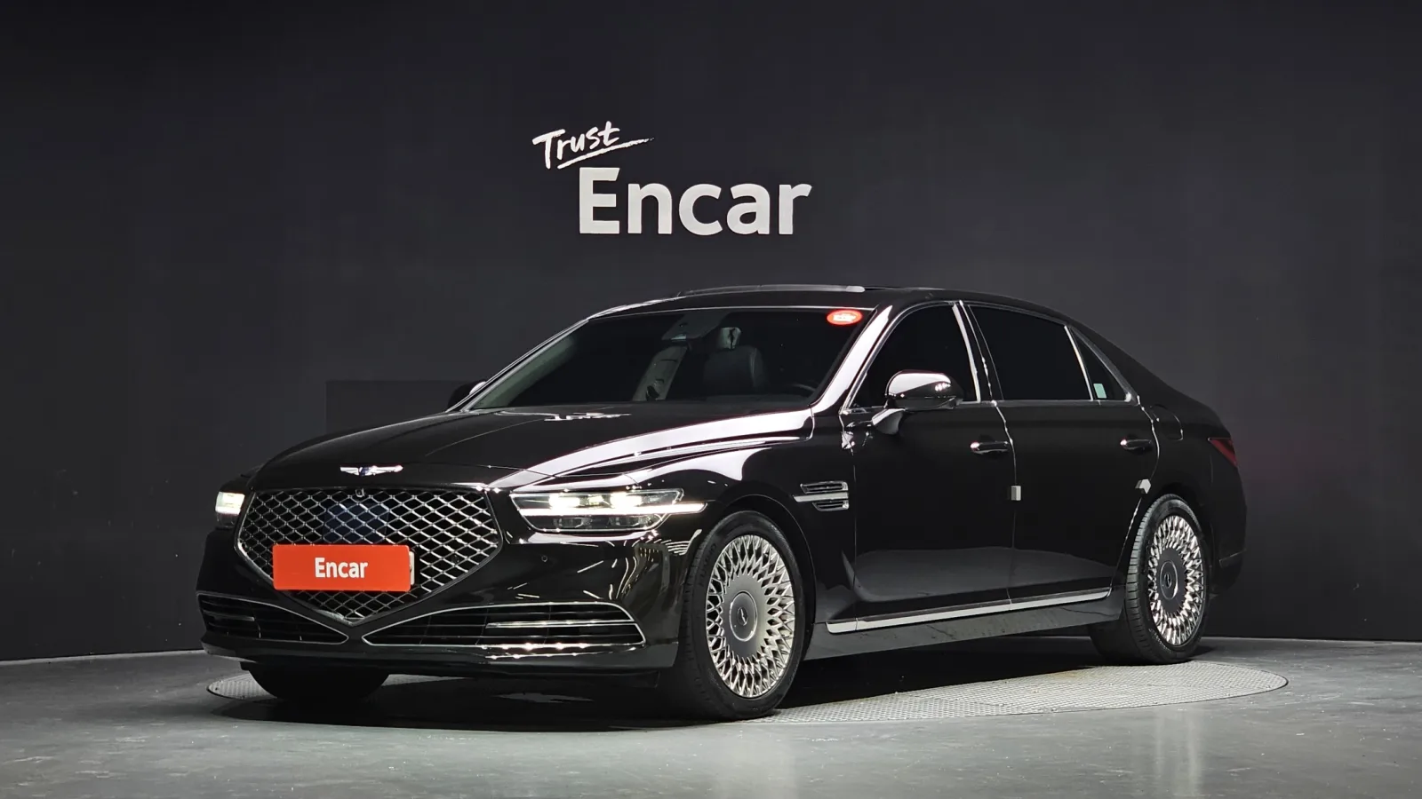 2019 Genesis G90