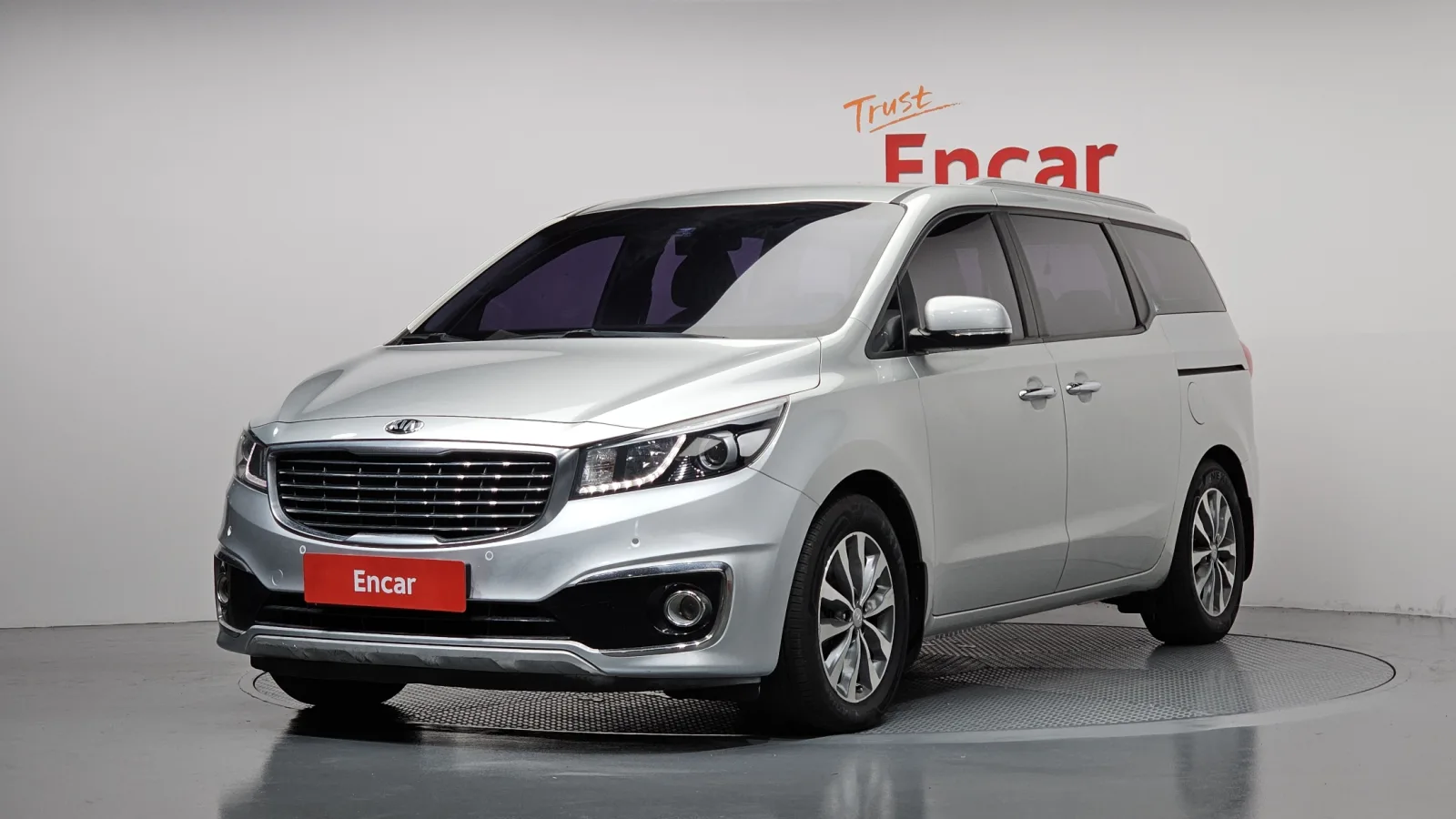 2016 Kia Carnival