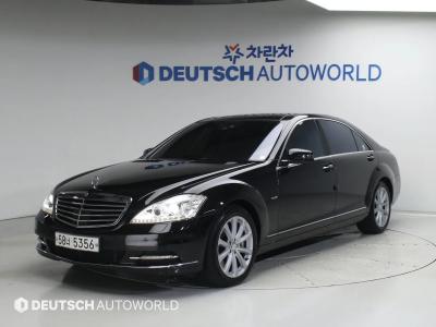 2011 Mercedes-Benz S-Class
