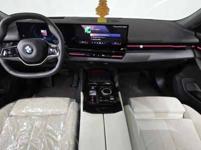 2024 BMW 5-Series