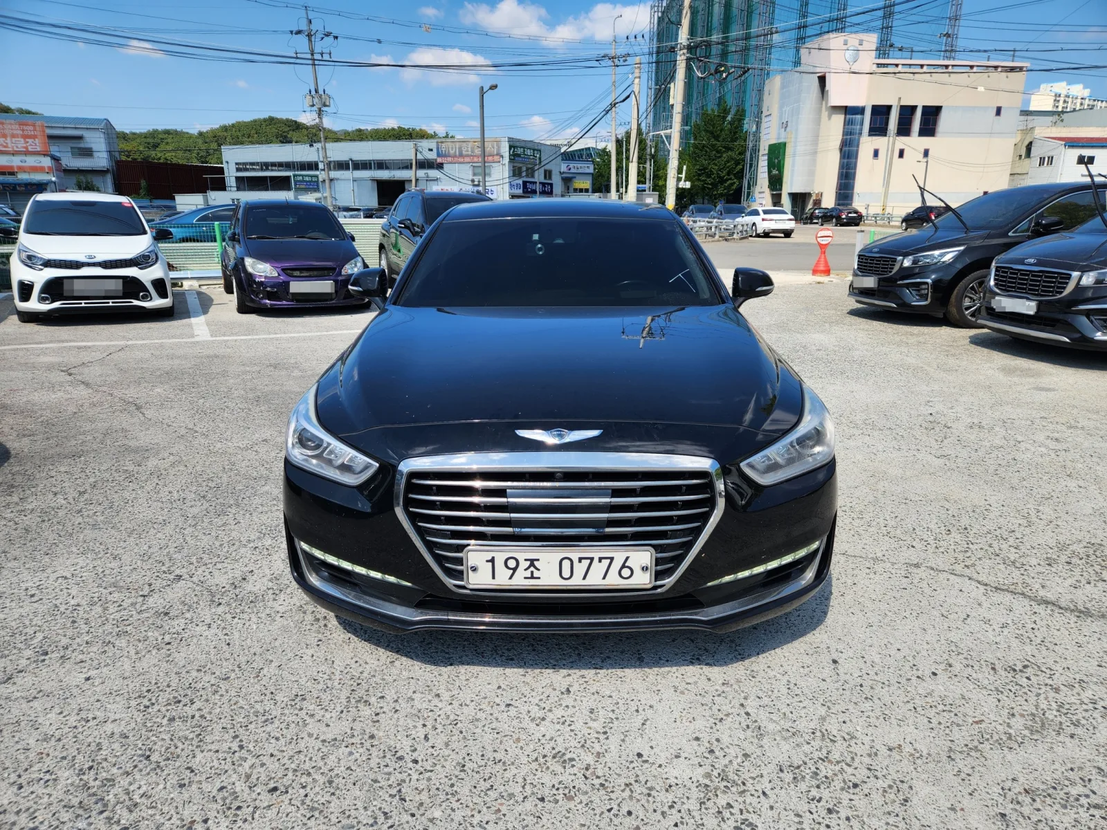 2016 Genesis EQ900
