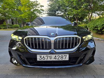 2025 BMW 5-Series