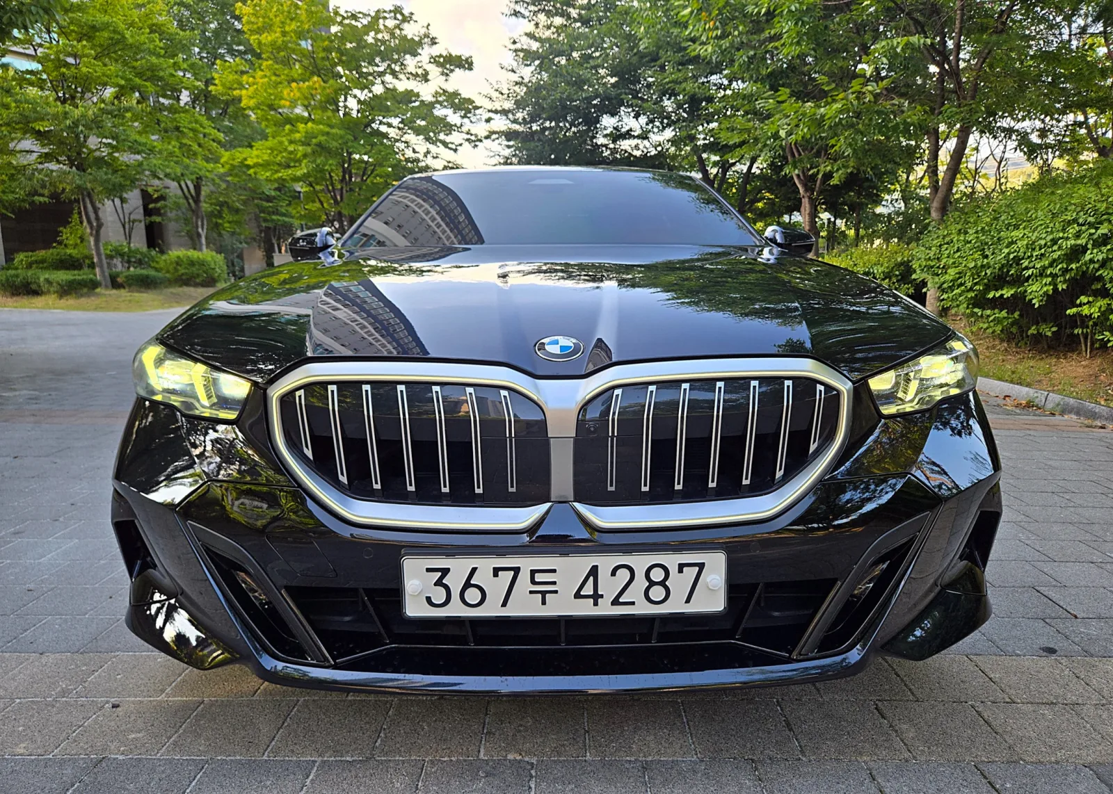 2025 BMW 5-Series