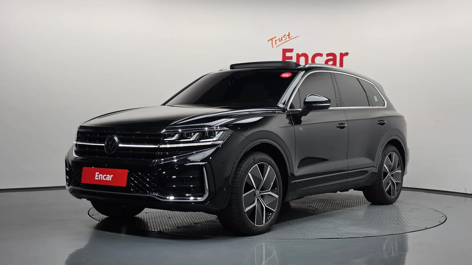 2026 Volkswagen Touareg
