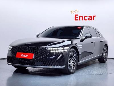 2022 Genesis G90