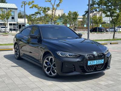 2023 BMW i4