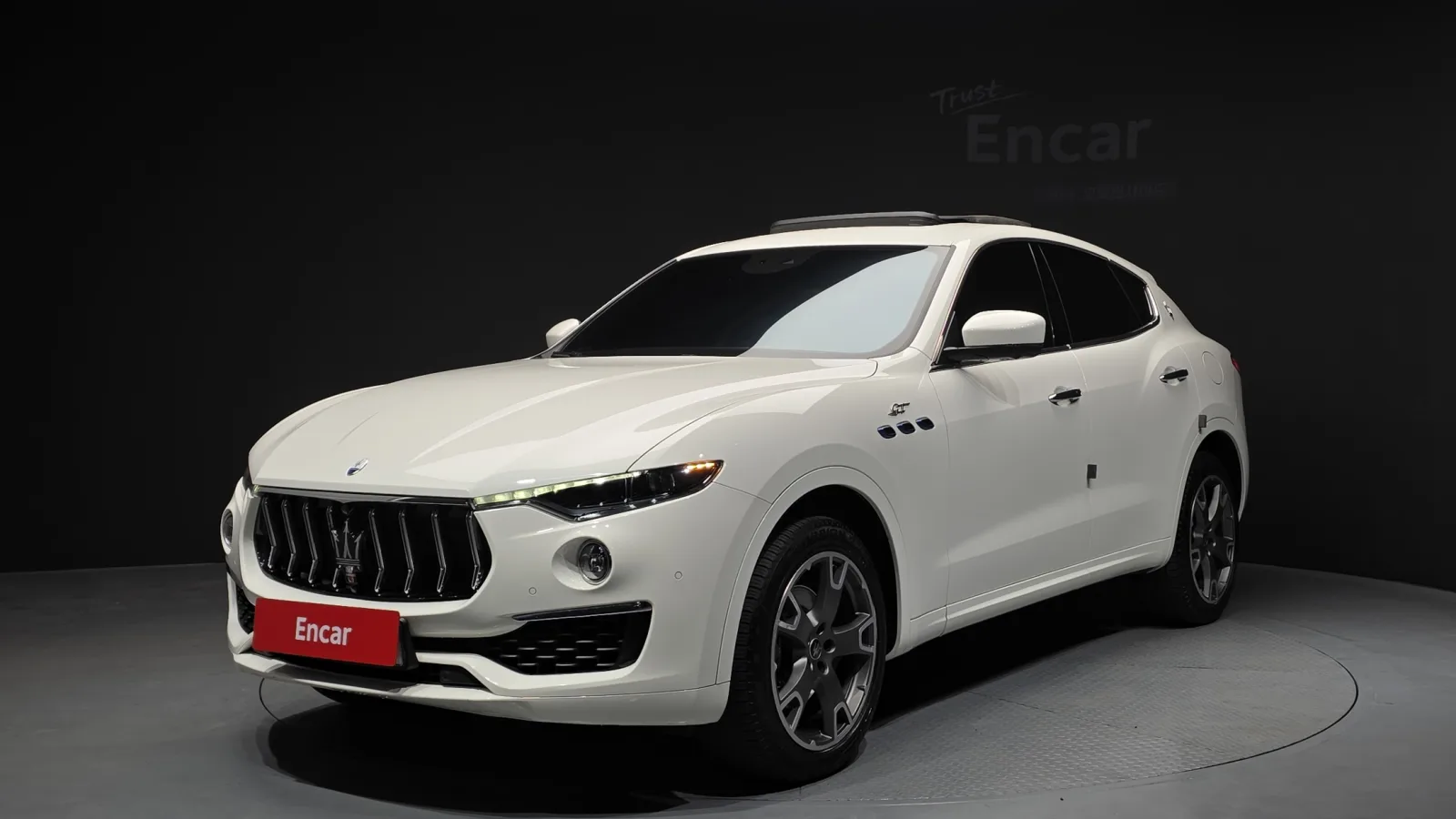 2022 Maserati Levante
